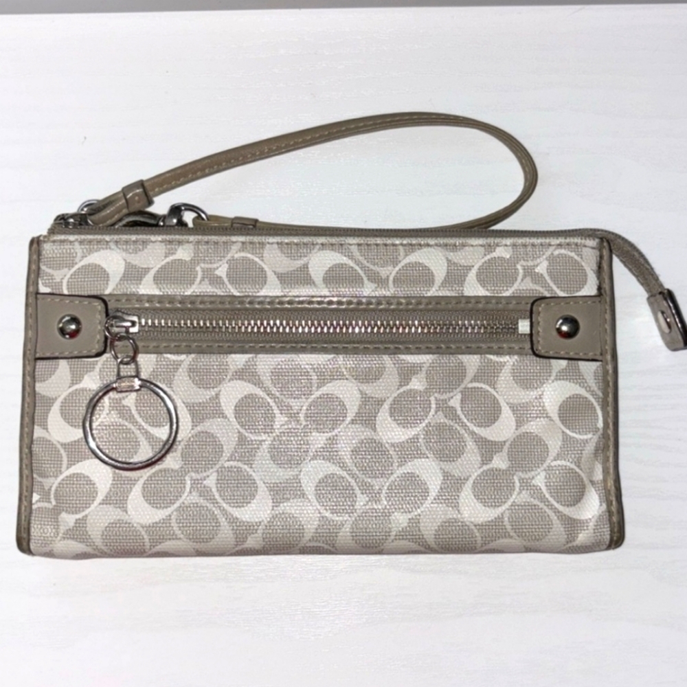 Coach Bias Signature Wristlet/Wallet EUC